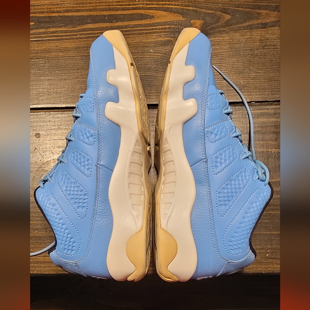 Jordan 9 Pantone